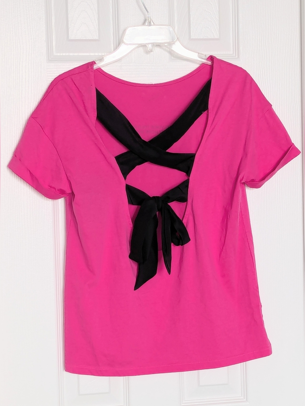 NWT Women's (S) Hot Pink Short-Sleeve Top w/Black Mesh Crisscross Open/Tie Back